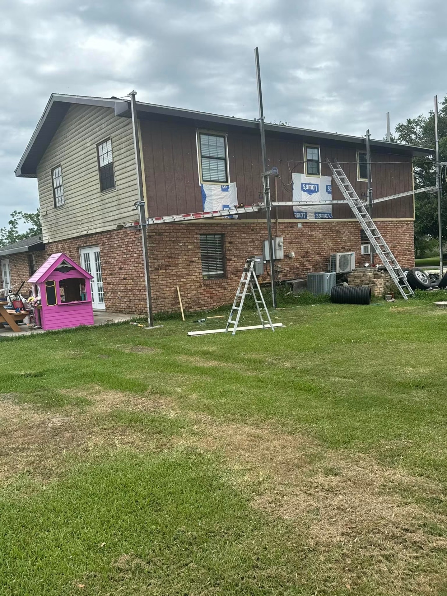 Siding & Paint project by Alliance Roofing